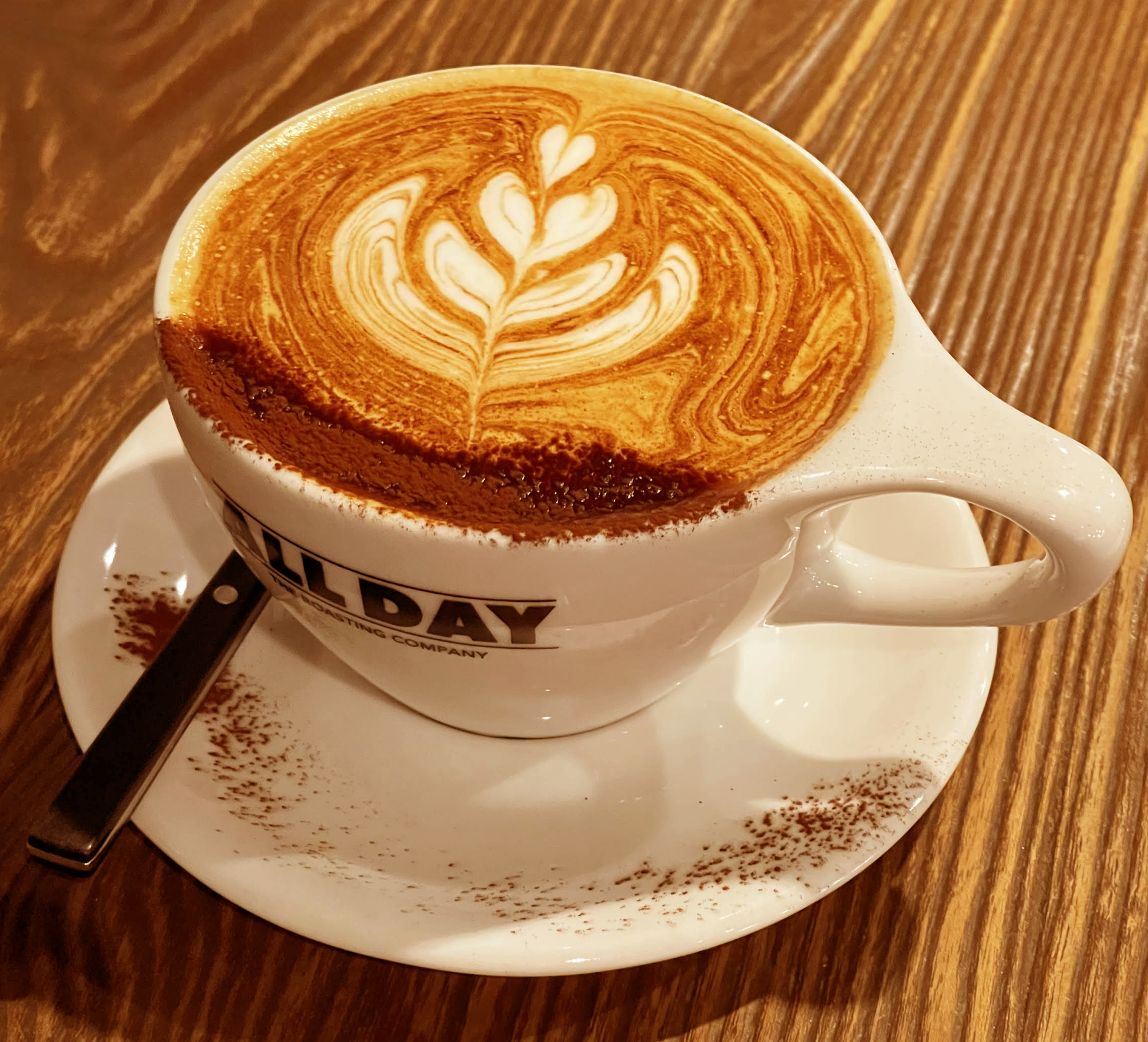 All Day Roasting Company 拿鐵咖啡｜圖片來源：Google Map