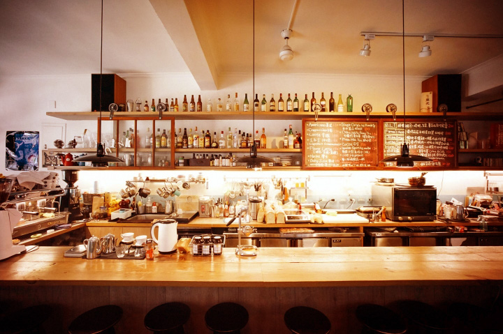 Astar Coffee House吧台｜圖片來源：Google Map