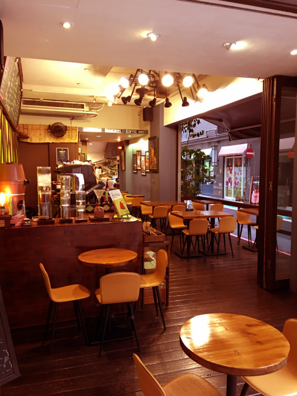 BarDoor Coffee 八豆咖啡店內環境｜圖片來源：Google Map