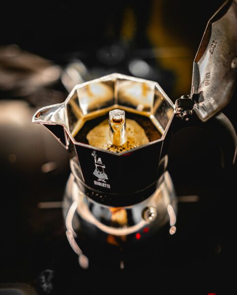 Bialetti | 攝影： Martin Tupy 圖片來源： Unsplash