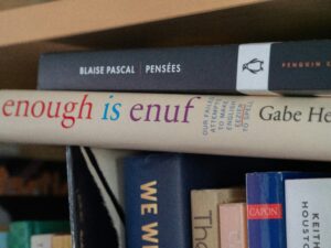 Book Recommendations｜攝影：Brett Jordan 圖片來源： Unsplash