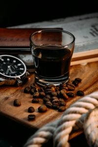 coffee | 攝影：Amr Taha 圖片來源： Unsplash