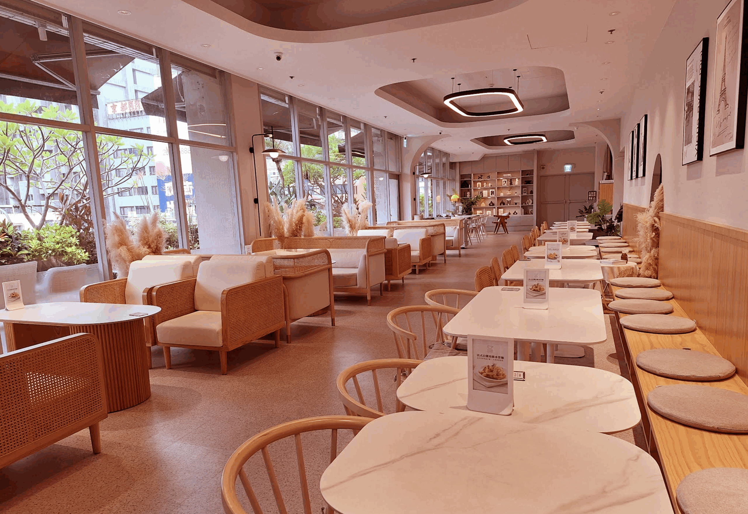 秀咖啡 Show Cafe內部空間｜ 圖片來源：Google Map