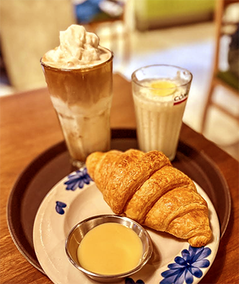 Cộng Cà Phê 台北總店 鹽奶蓋棕咖啡、越式白咖啡、煉乳可頌｜圖片來源：Google Map