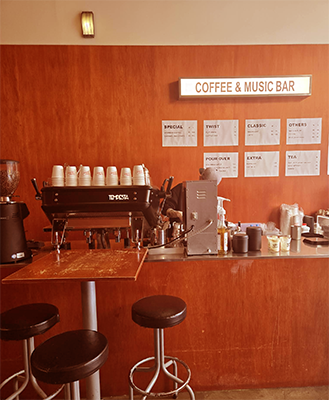 Fake Sober Taipei店內環境｜圖片來源：Google Map