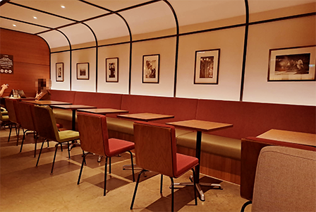 上島珈琲店 站前店 店內環境｜圖片來源：Google Map