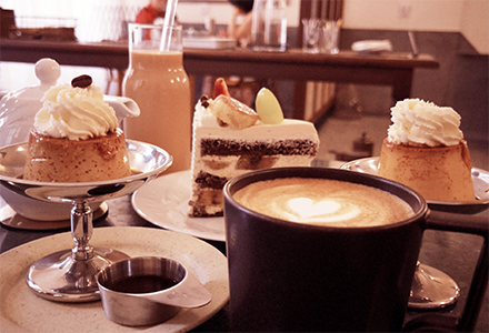 富富 手工布丁、戚風蛋糕與拿鐵咖啡｜圖片來源：Google Map