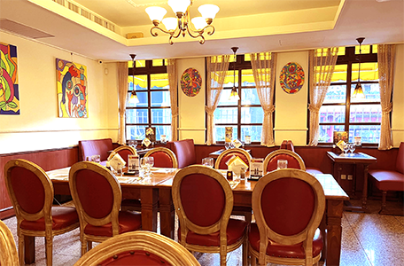 明星咖啡館 店內環境｜圖片來源：Google Map