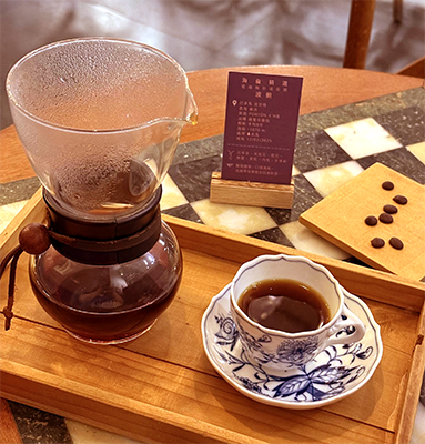 海倫咖啡 單品咖啡｜圖片來源：Google Map