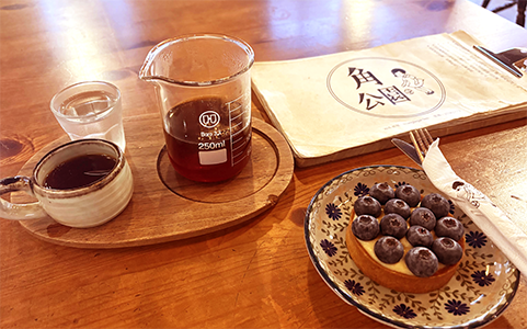 角公園咖啡 Triangle Garden Cafe單品咖啡與藍莓派｜圖片來源：Google Map