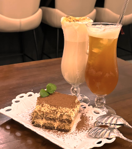 BIBO日咖夜酒飲品與提拉米蘇｜圖片來源：GoogleMap