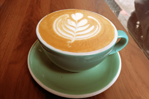 卡布奇諾｜弎時咖啡 TH!RTY COFFEE｜圖片來源：Google Map