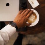 時間｜攝影Thiha Thet Htoo ｜圖片來源： Unsplash