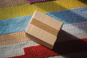 包裹｜攝影：Jernej Breznik 圖片來源： Unsplash