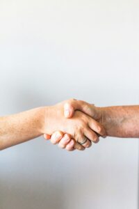 信任｜攝影：Sincerely Media 圖片來源：Unsplash